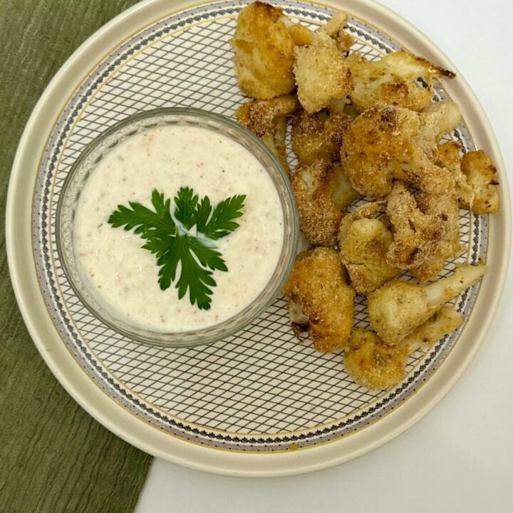 Air Fryer Crispy Buffalo Cauliflower Bites