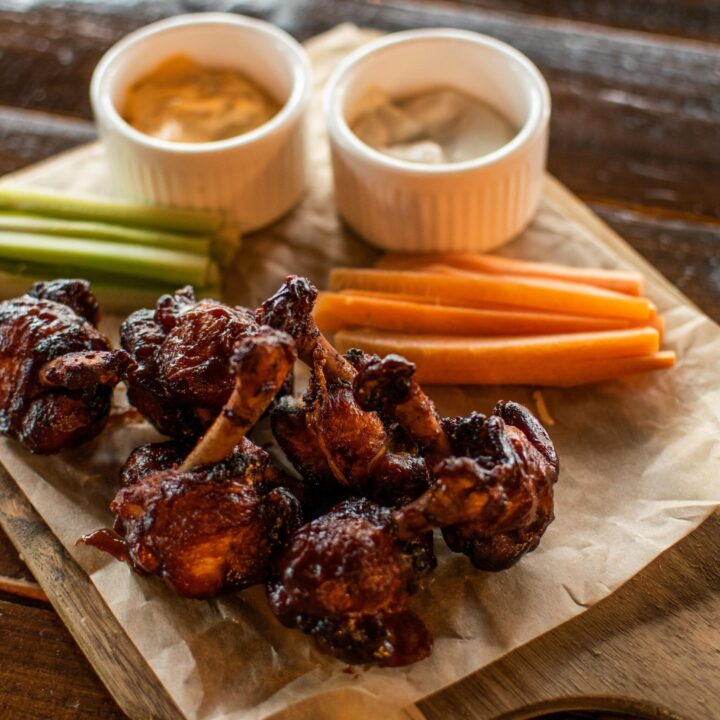 Air Fryer Garlic Parmesan Chicken Wings